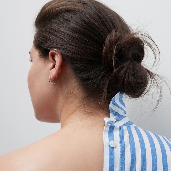 ❌ SOLD ❌ Delicate Collection Demi-Fine 14k Plated Small Hoop Earrings - Picture 2 of 4